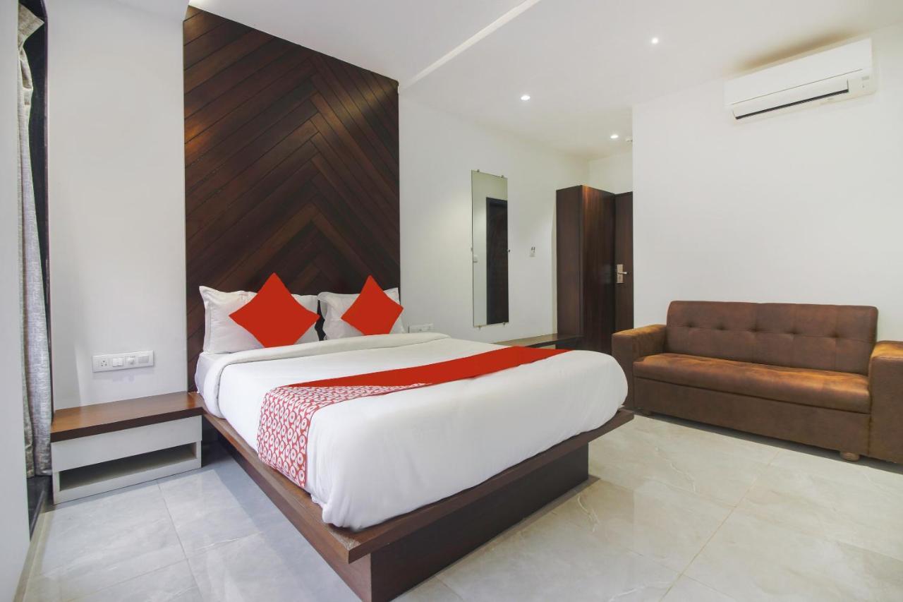 مومباي Hotel Flora Suites المظهر الخارجي الصورة