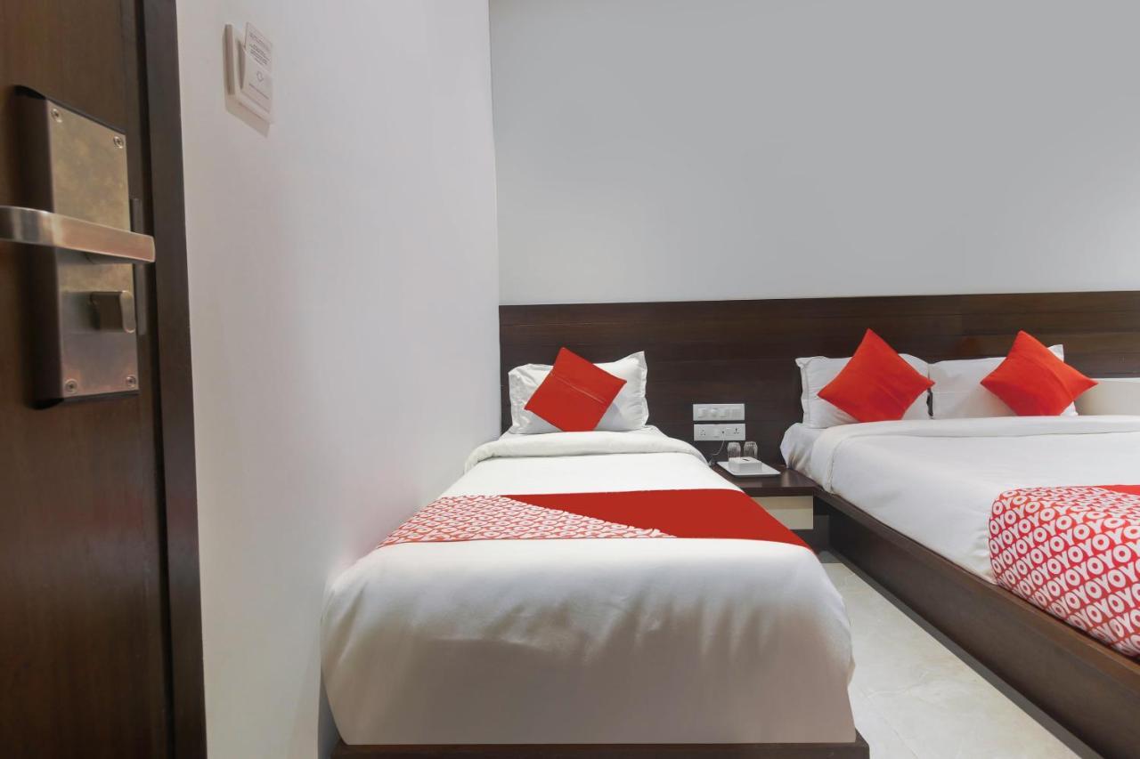 مومباي Hotel Flora Suites المظهر الخارجي الصورة