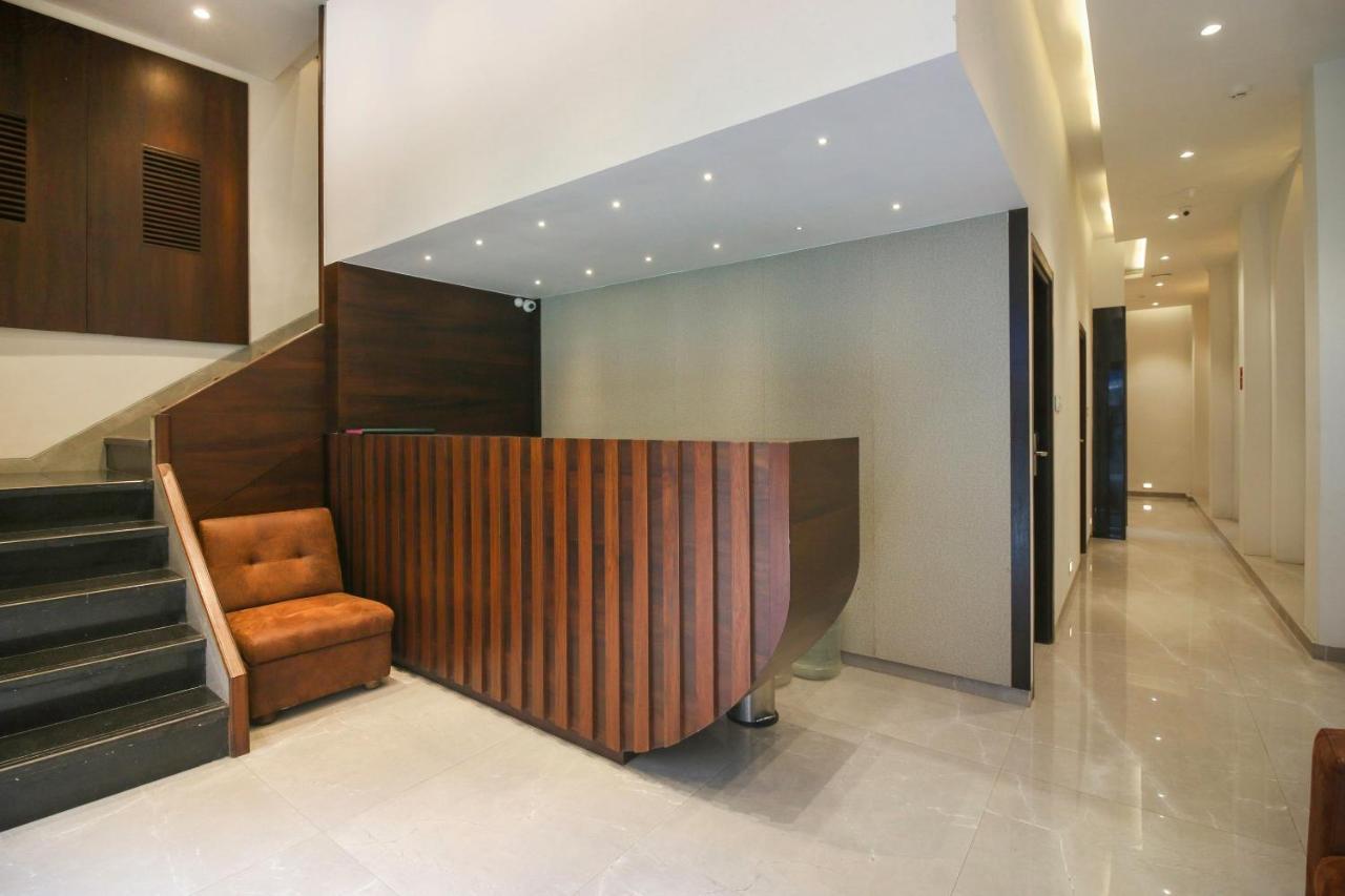 مومباي Hotel Flora Suites المظهر الخارجي الصورة