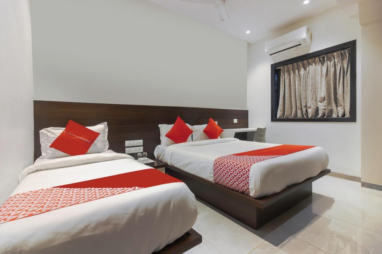 مومباي Hotel Flora Suites المظهر الخارجي الصورة